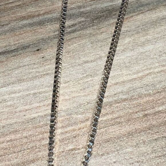 Spiral Disk Pendant With Rhinestone Center On Box Chain Classic Rope Silver Tone - Picture 6 of 7